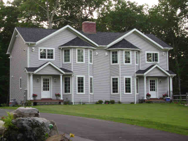 Building photograph for 17 PORTER HILL RD